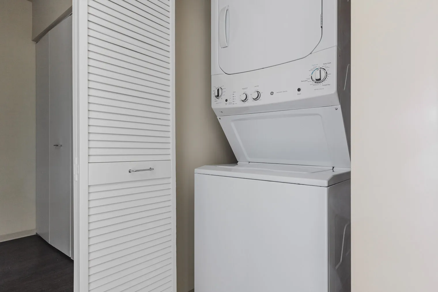 225 N Columbus Dr 60601 60601-Aqua-unit#ID1197-Chicago-IL