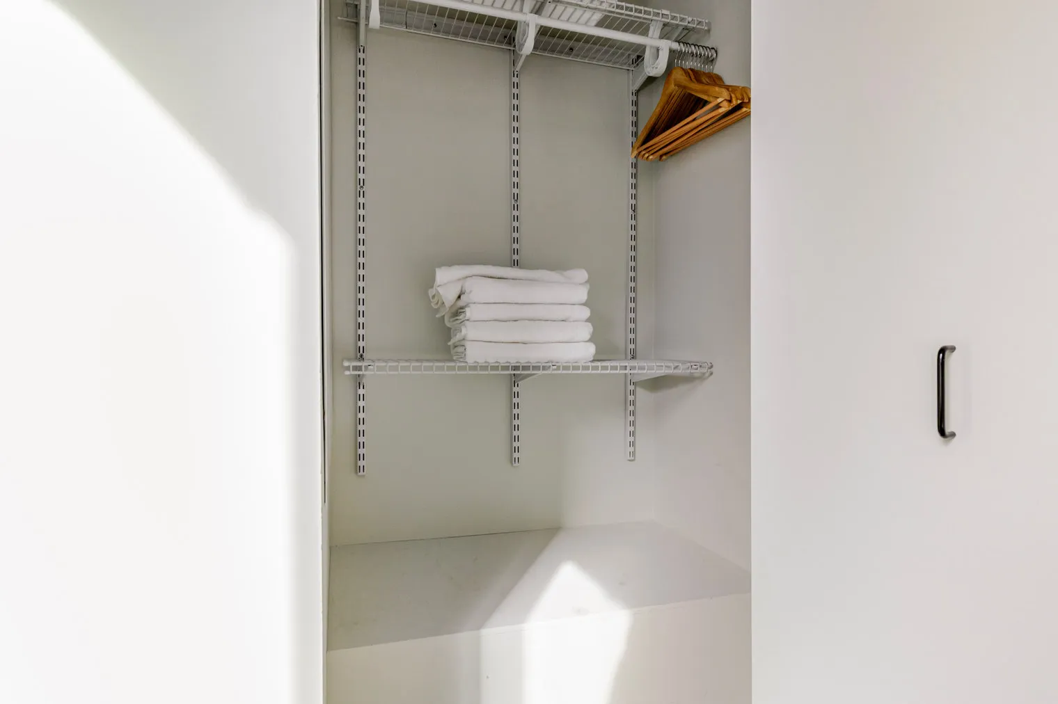 6149 N Broadway   60660 60660-The Edge-unit#ID1273-Chicago-IL