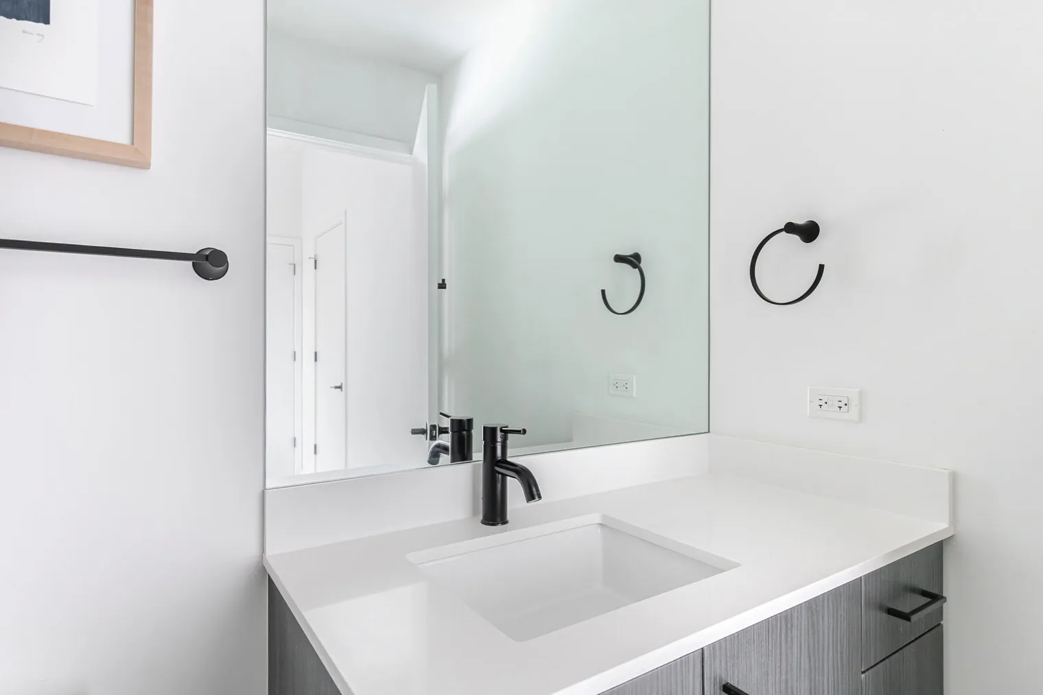 61 W Erie St   60654 60654-The Opal-unit#ID1399-Chicago-IL