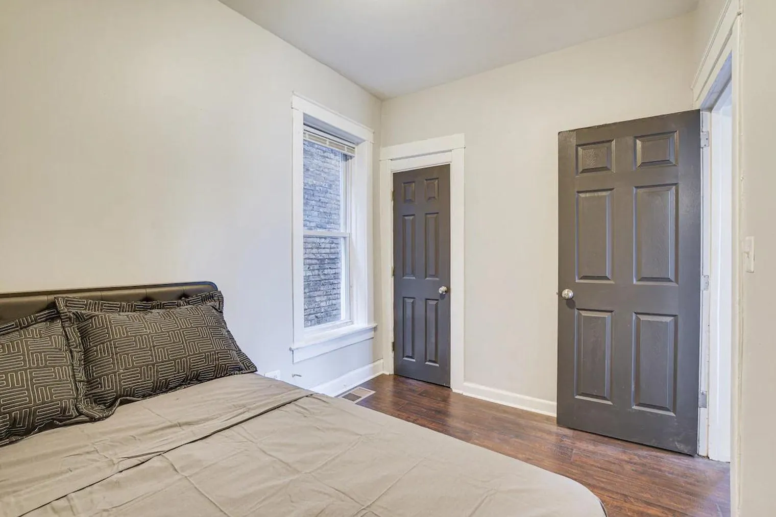 7442 S Ingleside Ave   60619 60619-Building South Ingleside Avenue - evolve-unit#ID1306745P-Chicago-IL