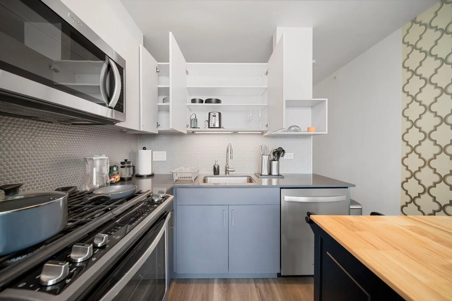 347 S Clark St   60604 60604-Building South Clark Street - first-class-rentals-llc-unit#ID1321203P-Chicago-IL