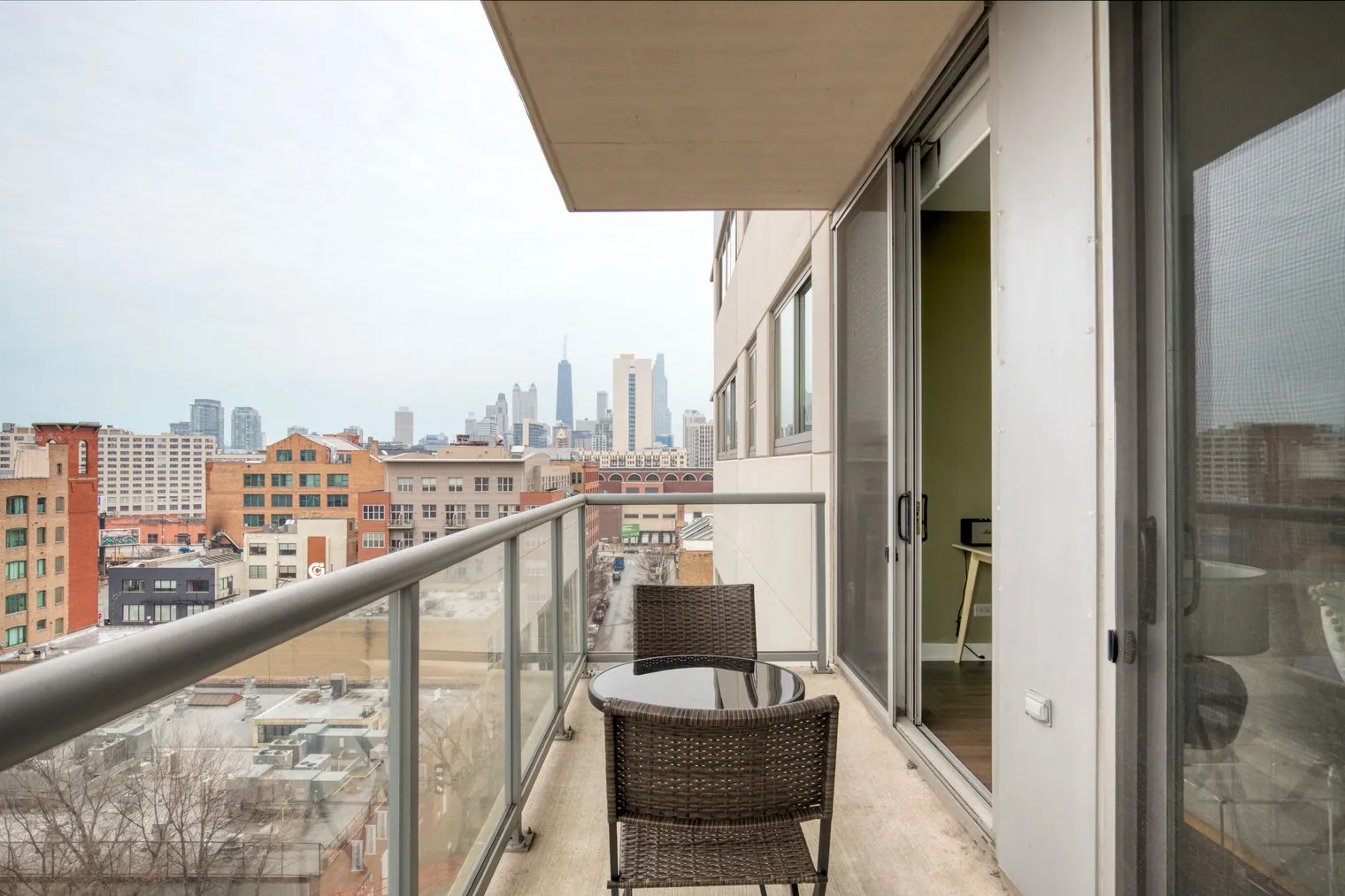 910 W Huron St   60642 60642-Mondial-unit#id1023-Chicago-IL