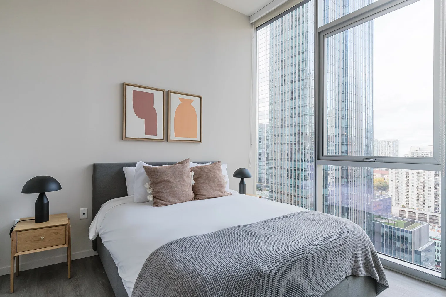 8 E Huron St   60611 60611-8 East Huron-unit#ID1113-Chicago-IL