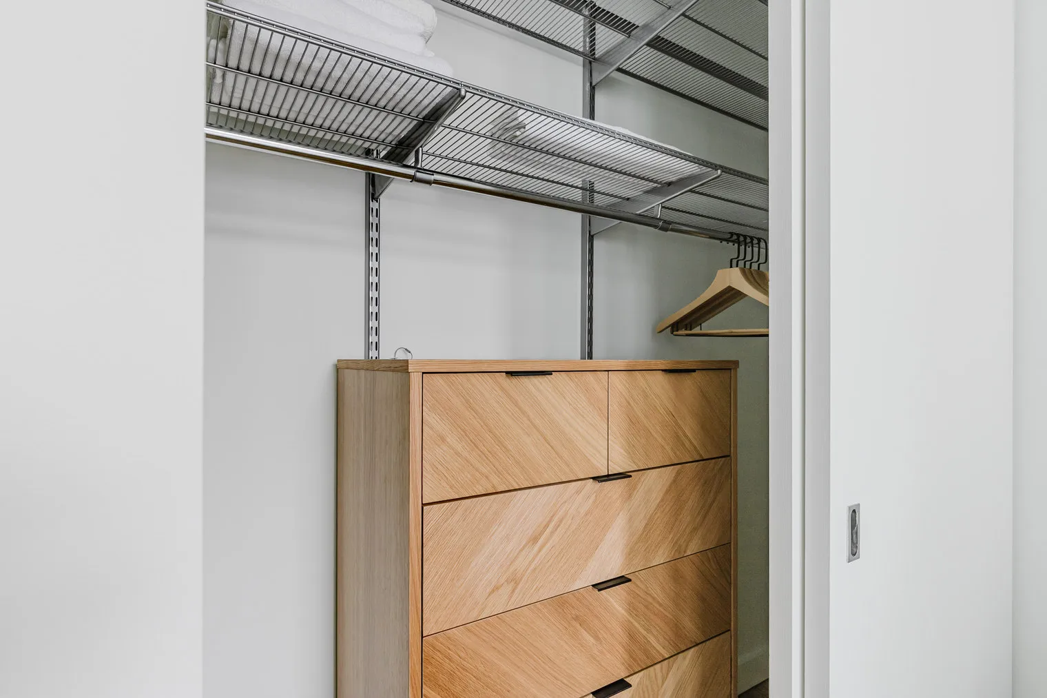 165 N Desplaines St   60661 60661-Emme-unit#ID1140-Chicago-IL