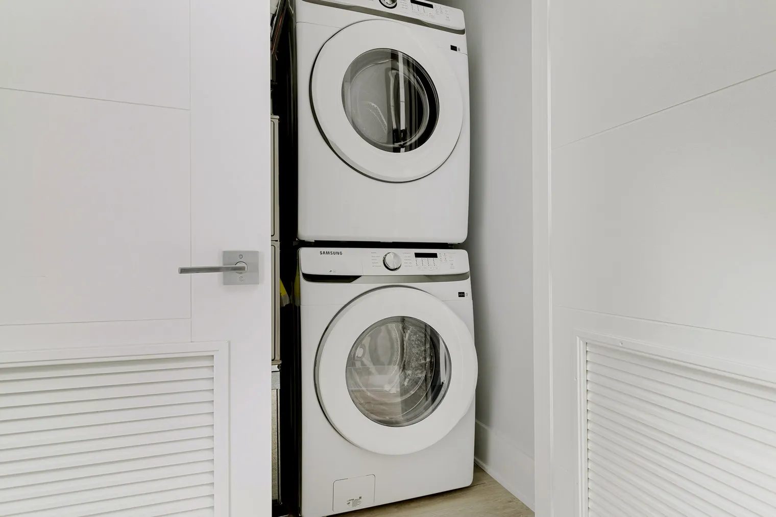 812 W Adams St   60607 60607-812 Adams-unit#ID1254-Chicago-IL