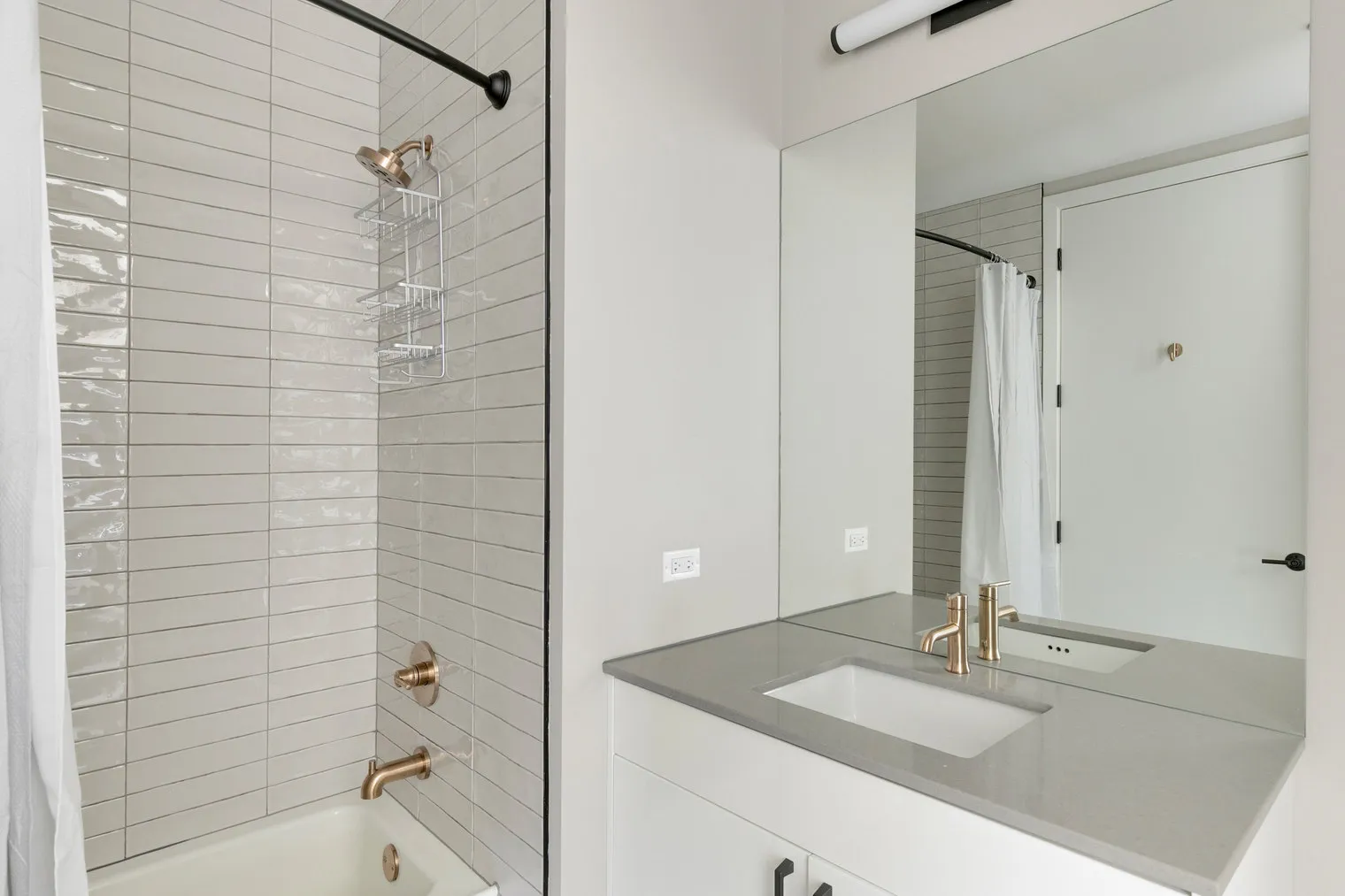 1220 W Jackson Blvd   60607 60607-The Jax-unit#ID1319-Chicago-IL