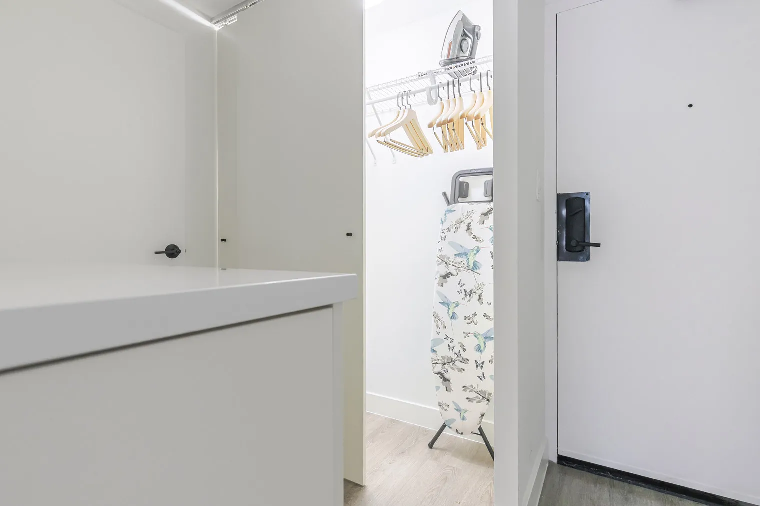 21 E Chestnut St   60611 60611-21 E Chestnut-unit#ID1391-Chicago-IL