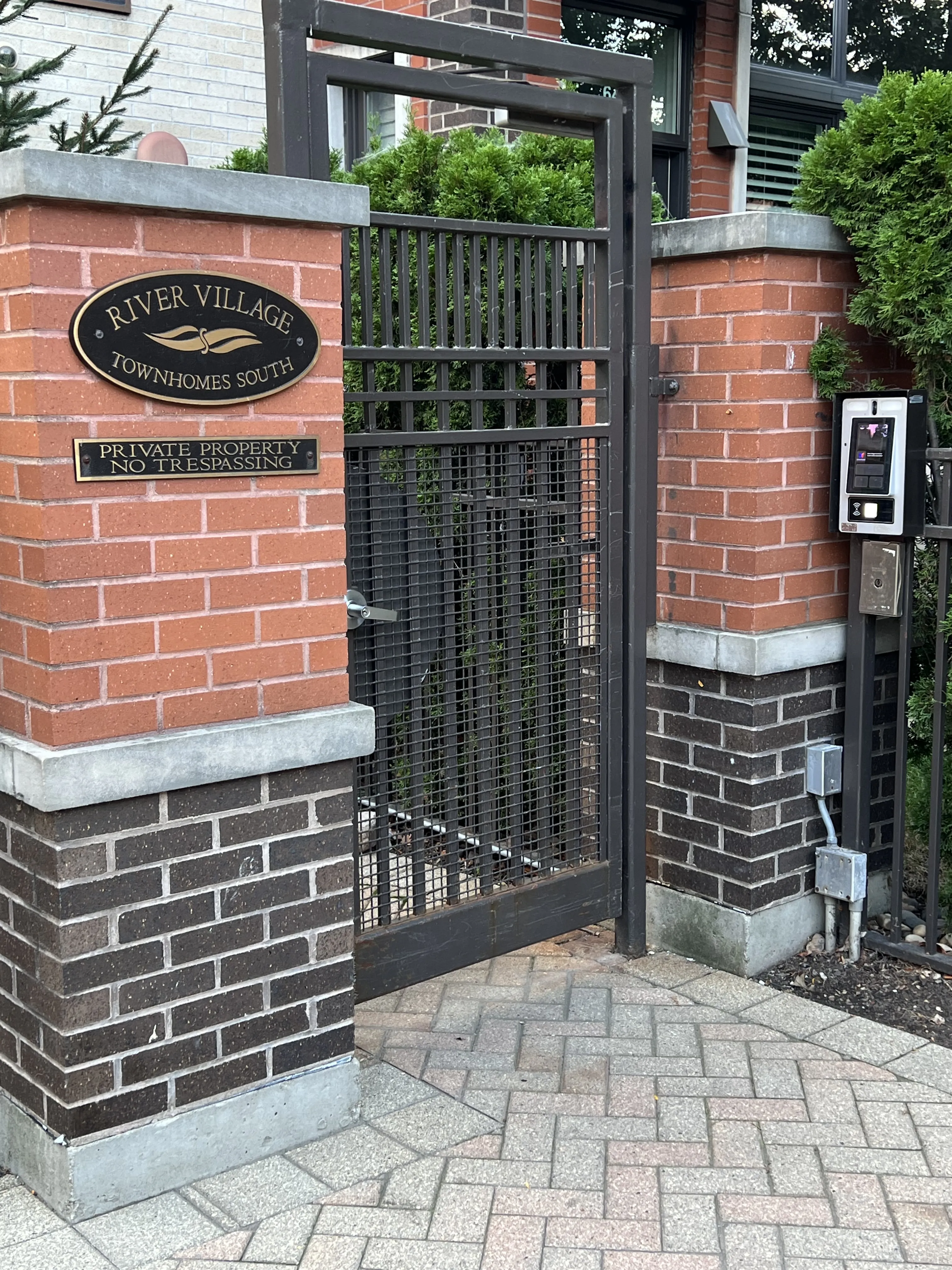 949 N Howe St 60610 60610-River Village-Chicago-IL