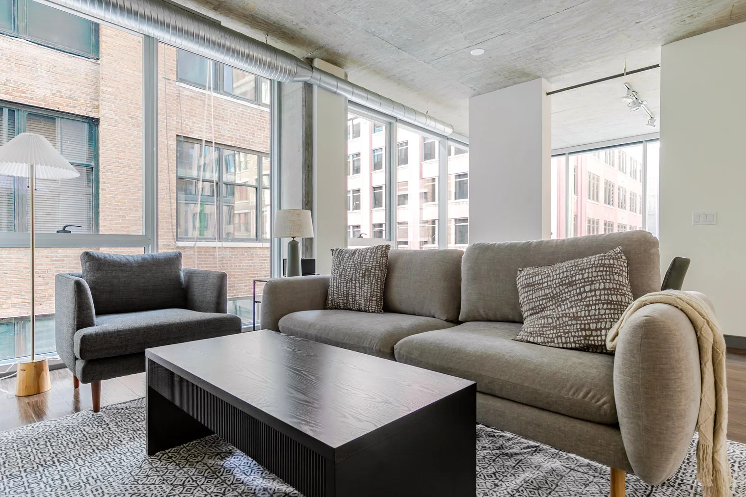 601 W Jackson Blvd 60661 60661-Jeff Jack-unit#ID1329-Chicago-IL