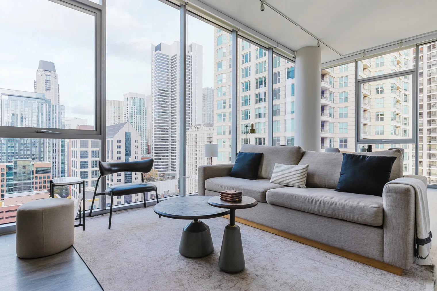 8 E Huron St 60611 60611-8 East Huron-unit#ID1113-Chicago-IL