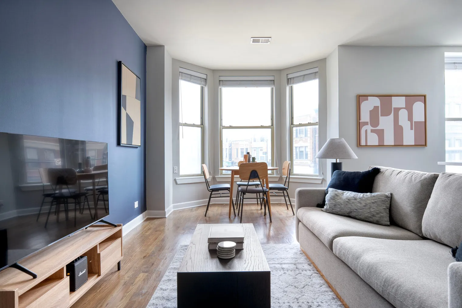 911 W School St 60657 60657-3264 N. Clark-unit#ID944-Chicago-IL