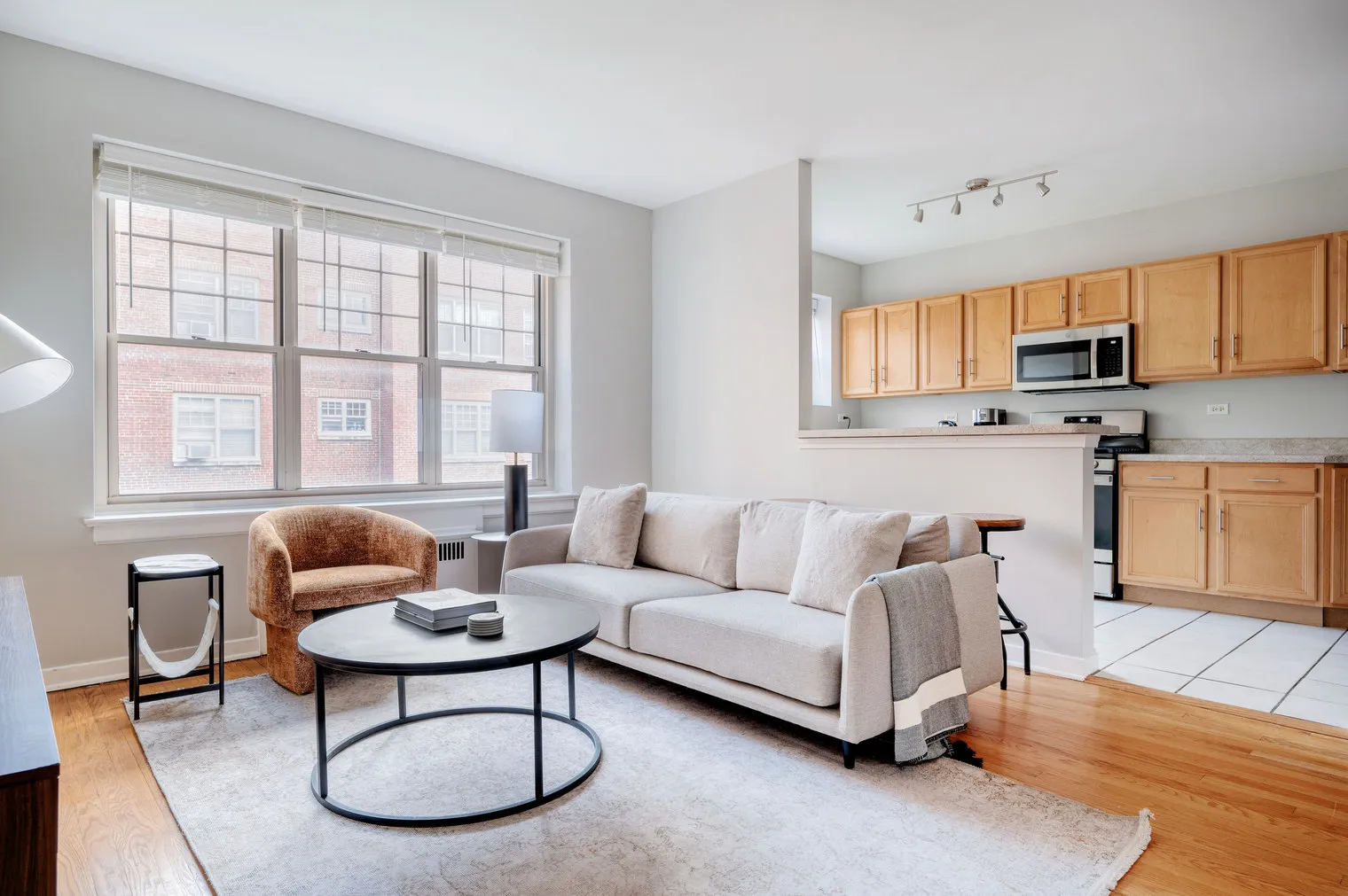 2752 Hampton Pkwy 60201 60201-2752 Hampton Parkway-unit#ID953-Evanston-IL