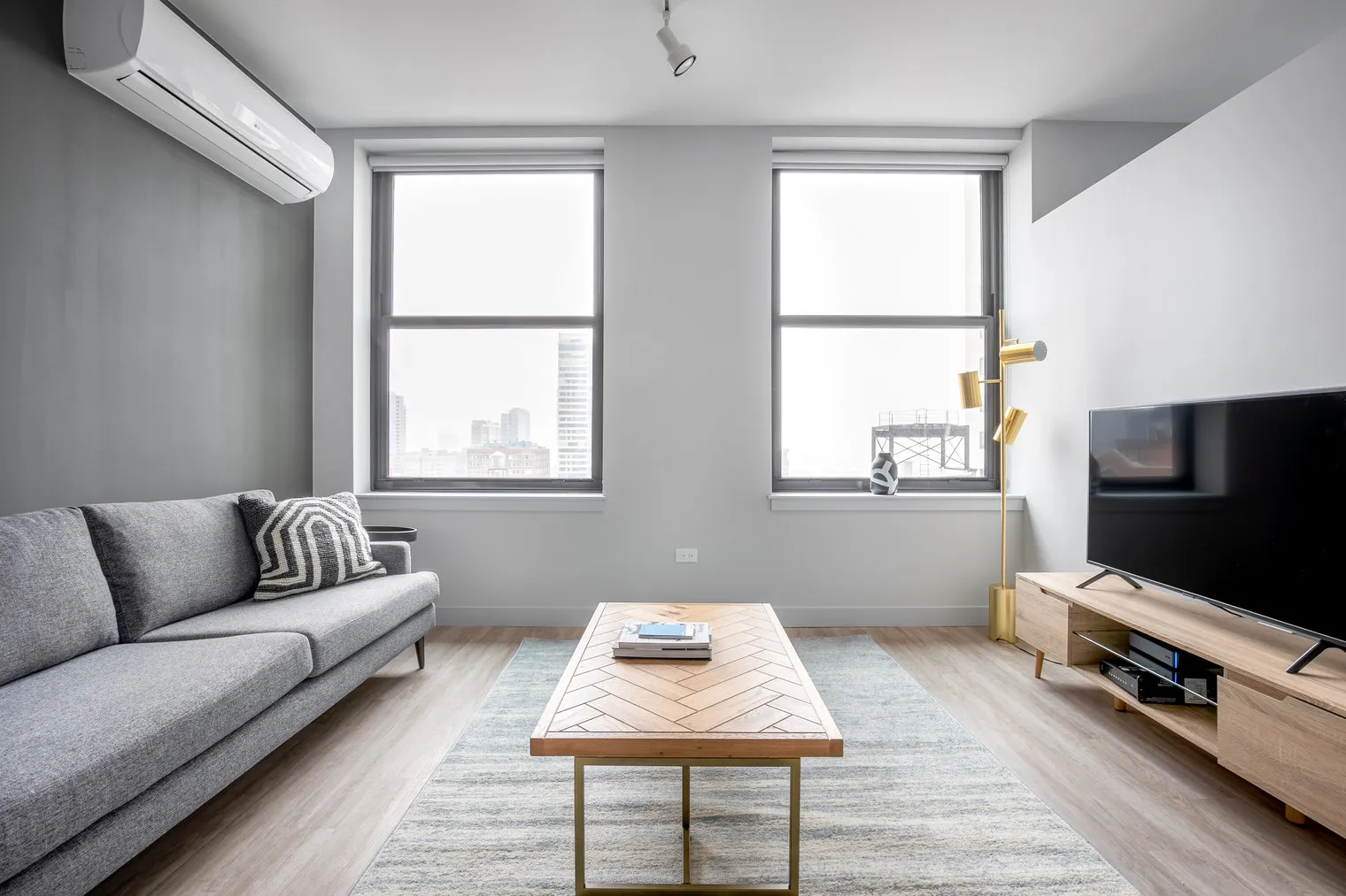 330 S Wells St 60606 60606-330 S Wells-unit#ID220-Chicago-IL