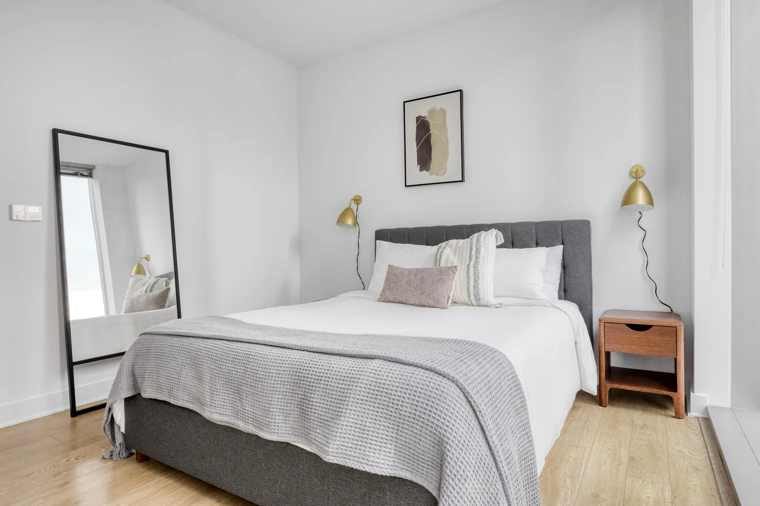 201 N Garland Ct   60601 60601- Mila-unit#ID959-Chicago-IL