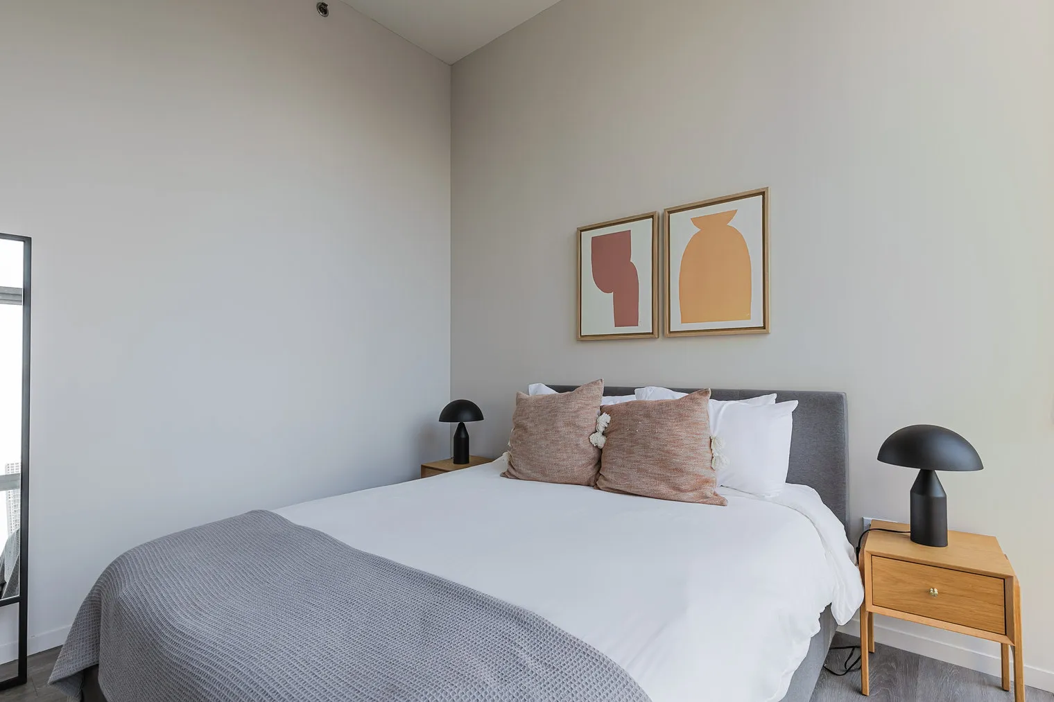 8 E Huron St   60611 60611-8 East Huron-unit#ID1113-Chicago-IL