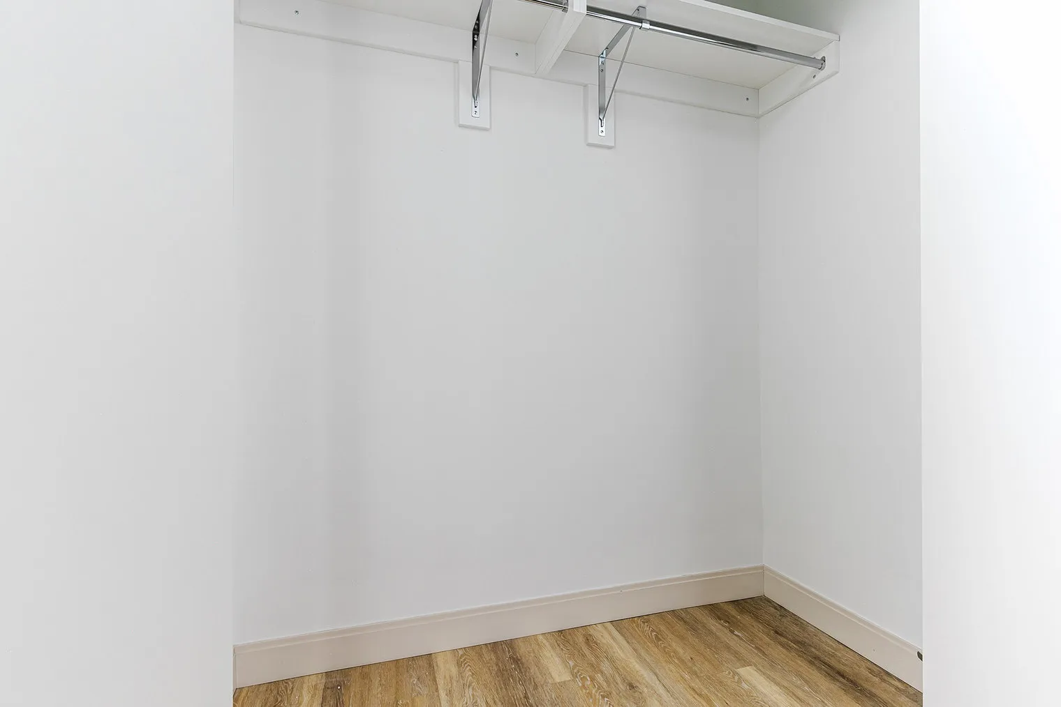 535 N St Clair St 60611 60611-Saint Grand-unit#ID1147-Chicago-IL