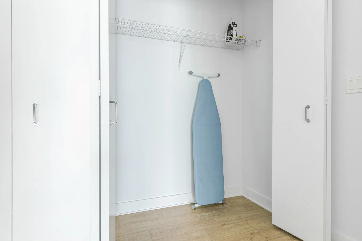 201 N Garland Ct   60601 60601-Mila-unit#ID1392-Chicago-IL