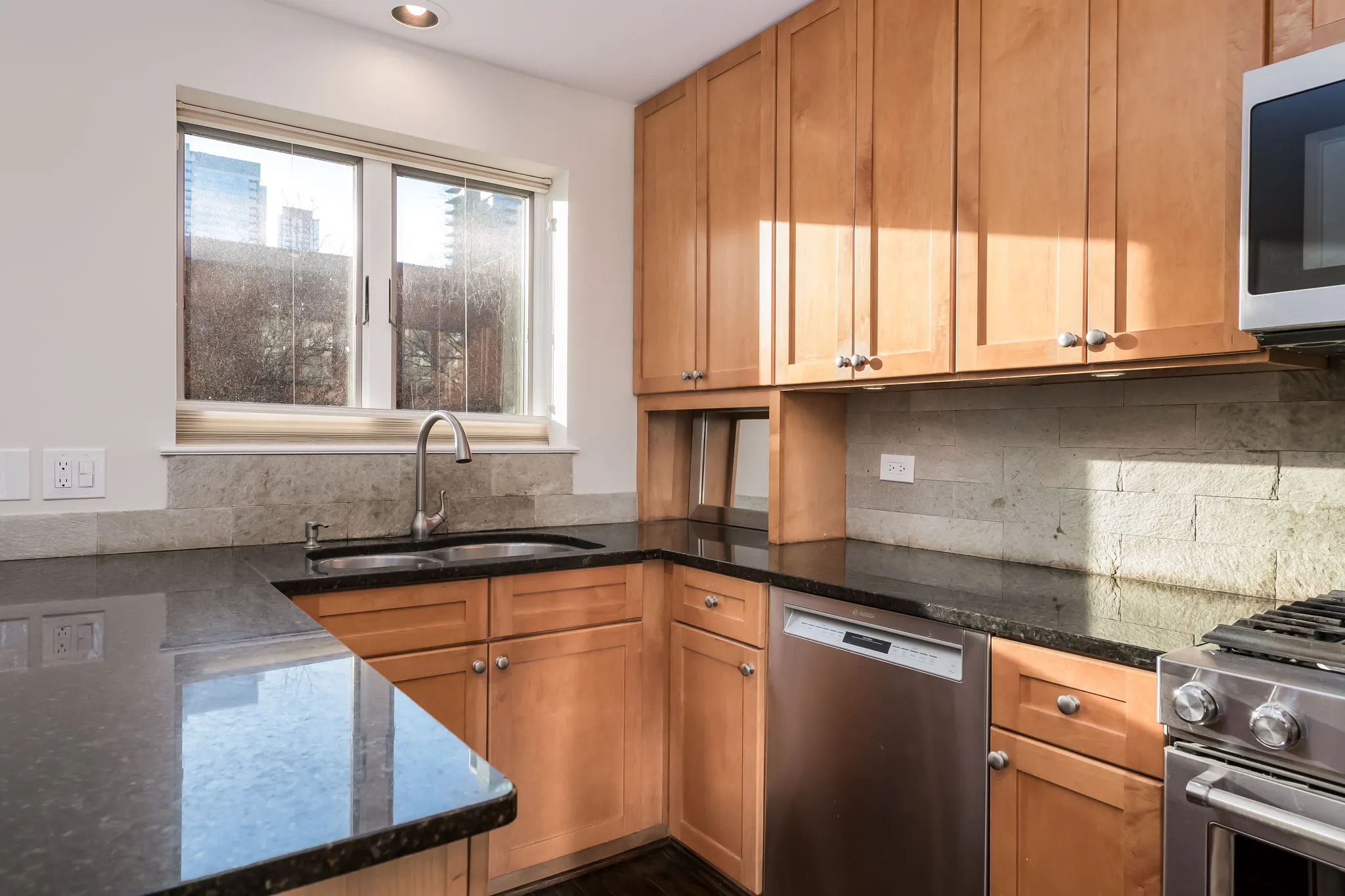 801 S Plymouth Ct   60605 60605-unit#U-Chicago-IL