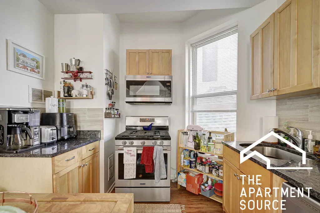 2732 W  Ave   60622 60622-unit#2F-Chicago-IL