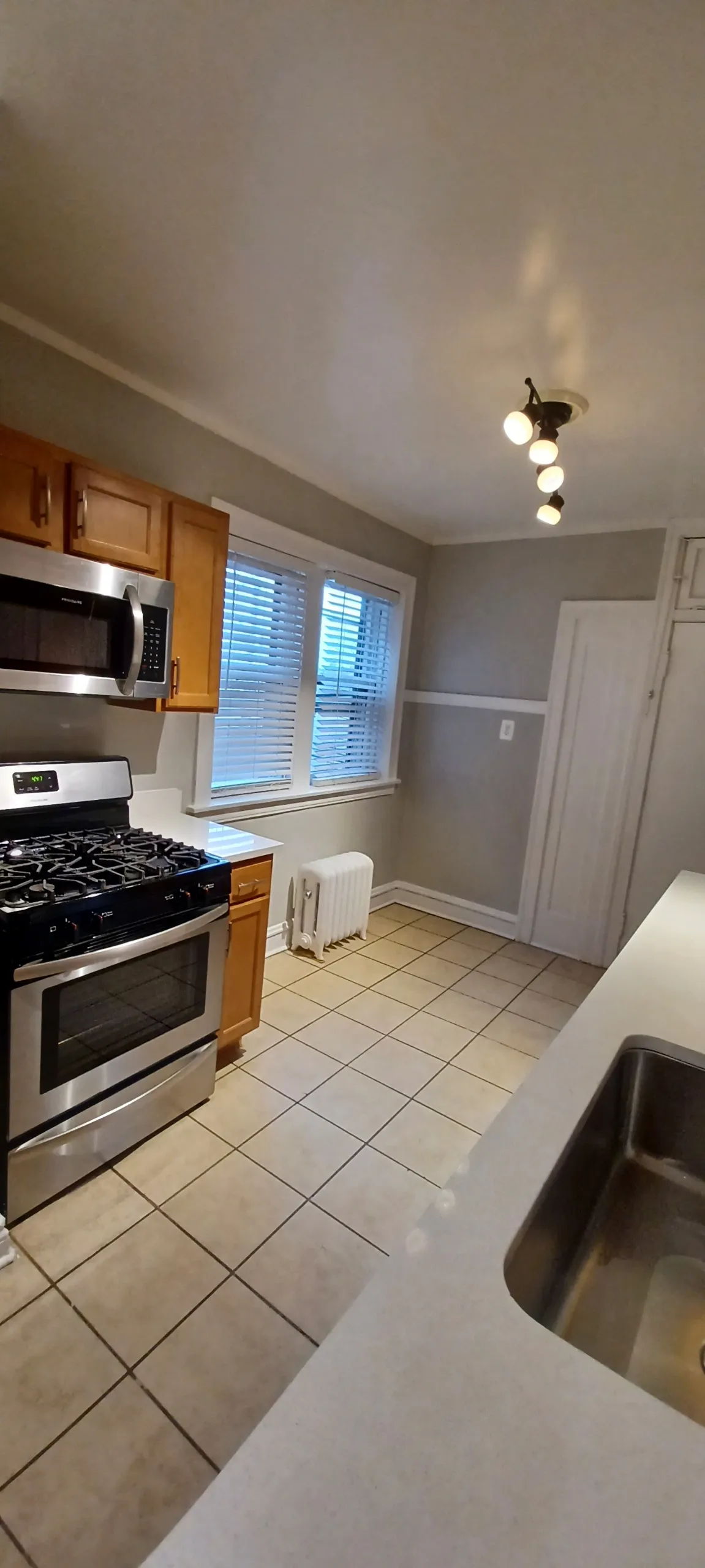 121 Elmwood Ave 60202 60202-unit#2-Evanston-IL