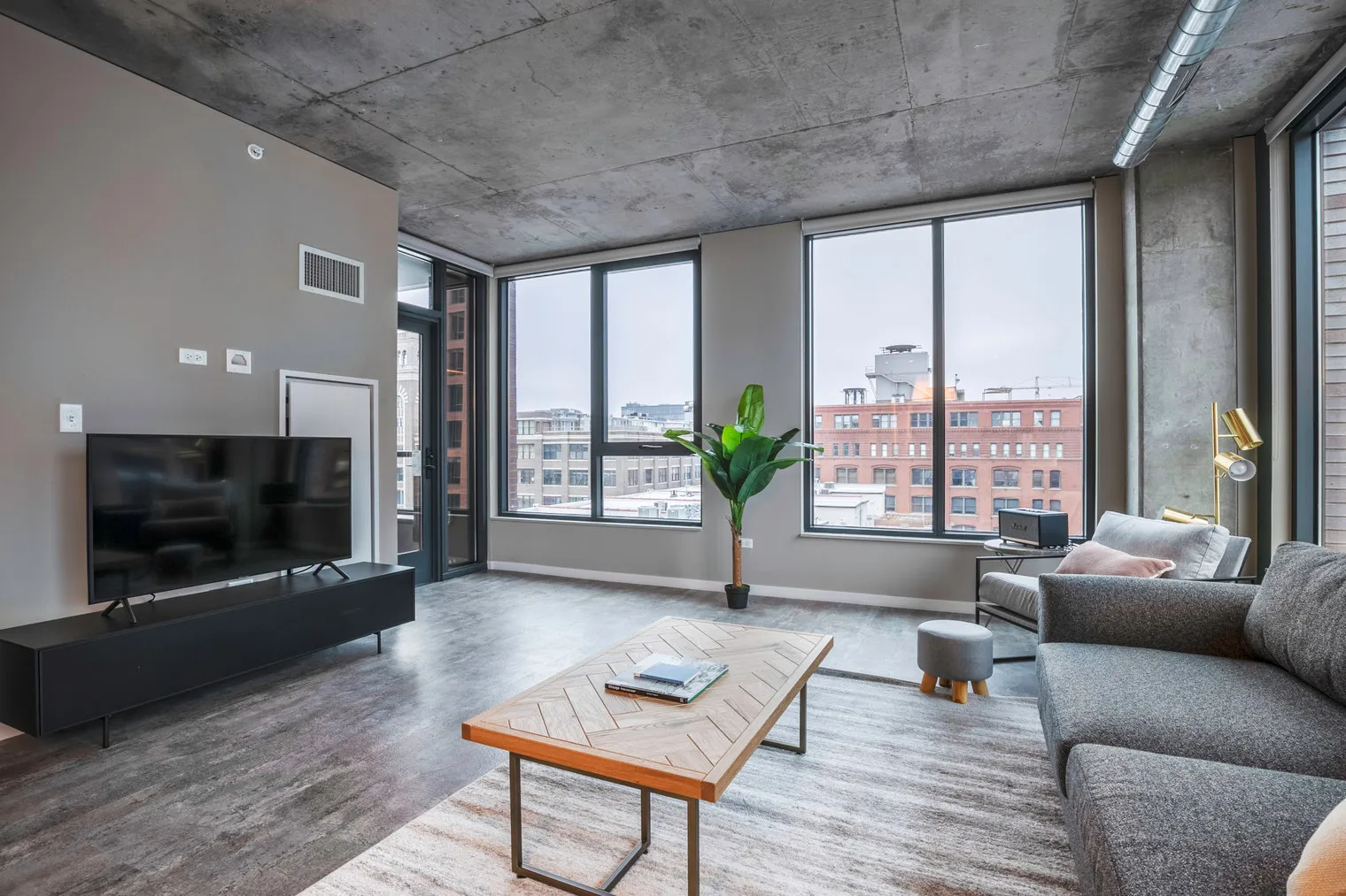 939 W Washington Blvd   60607 60607-Union West Apartments-unit#ID213-Chicago-IL