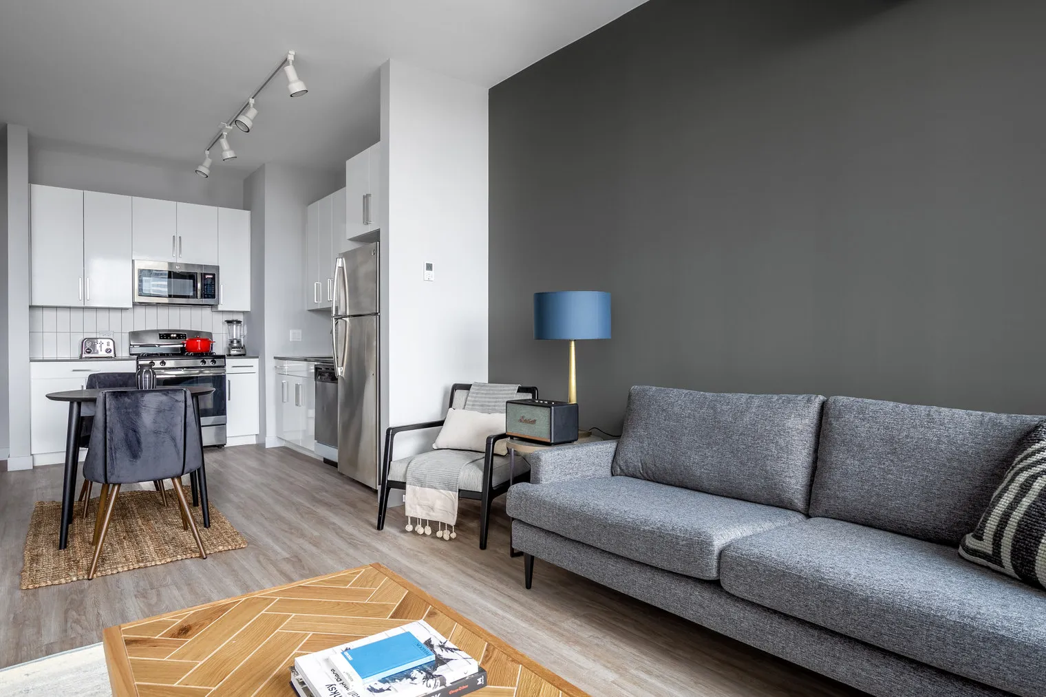 330 S Wells St   60606 60606-330 S Wells-unit#ID220-Chicago-IL