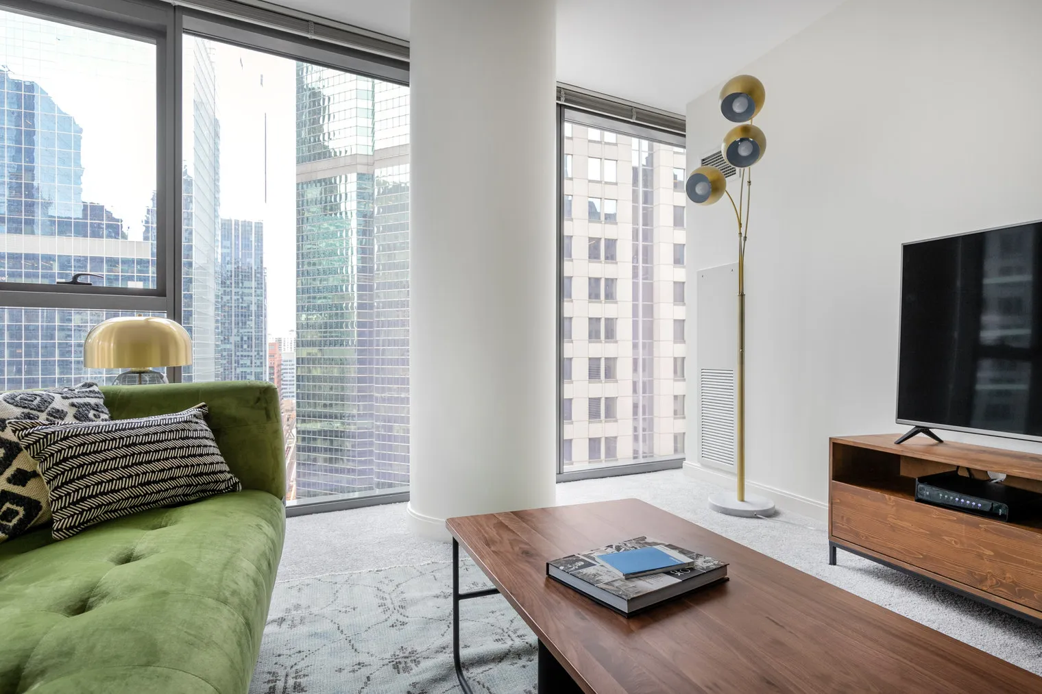 210 N Wells St   60601 60601-Lake & Wells Apartments-unit#ID271-Chicago-IL