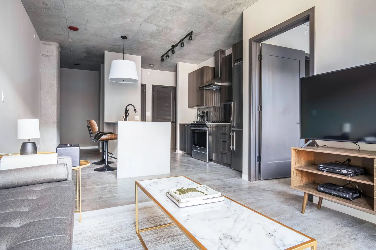 939 W Washington Blvd   60607 60607-Union West Apartments-unit#ID285-Chicago-IL