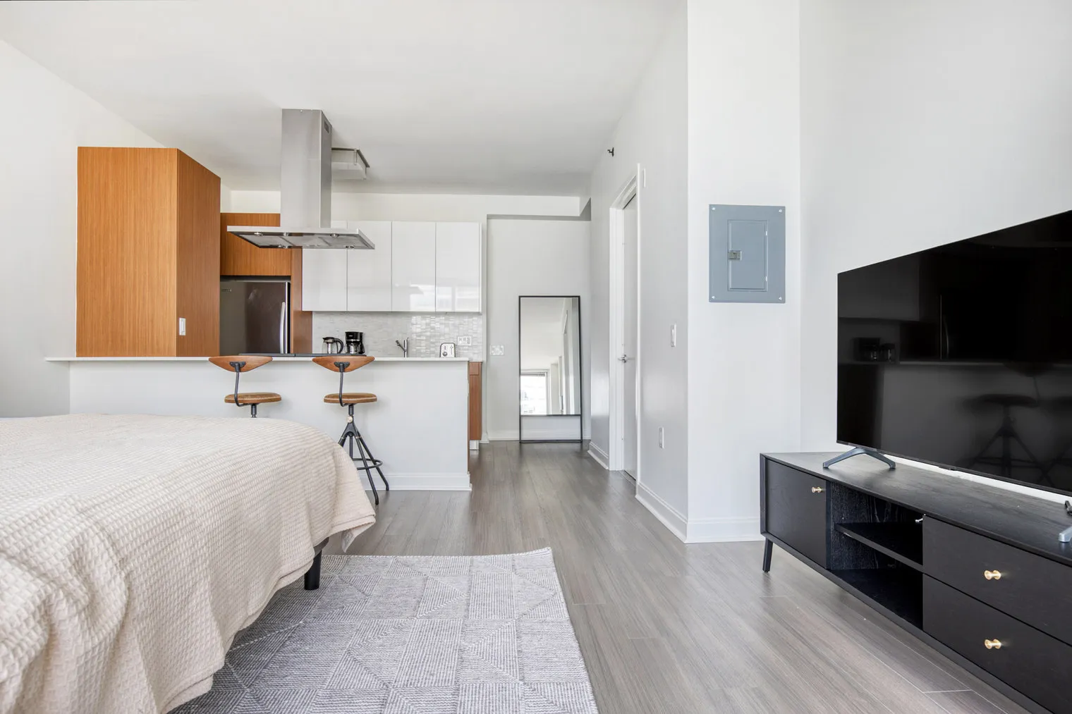 500 N Lake Shore Dr   60611 60611-500 Lake Shore-unit#ID436-Chicago-IL