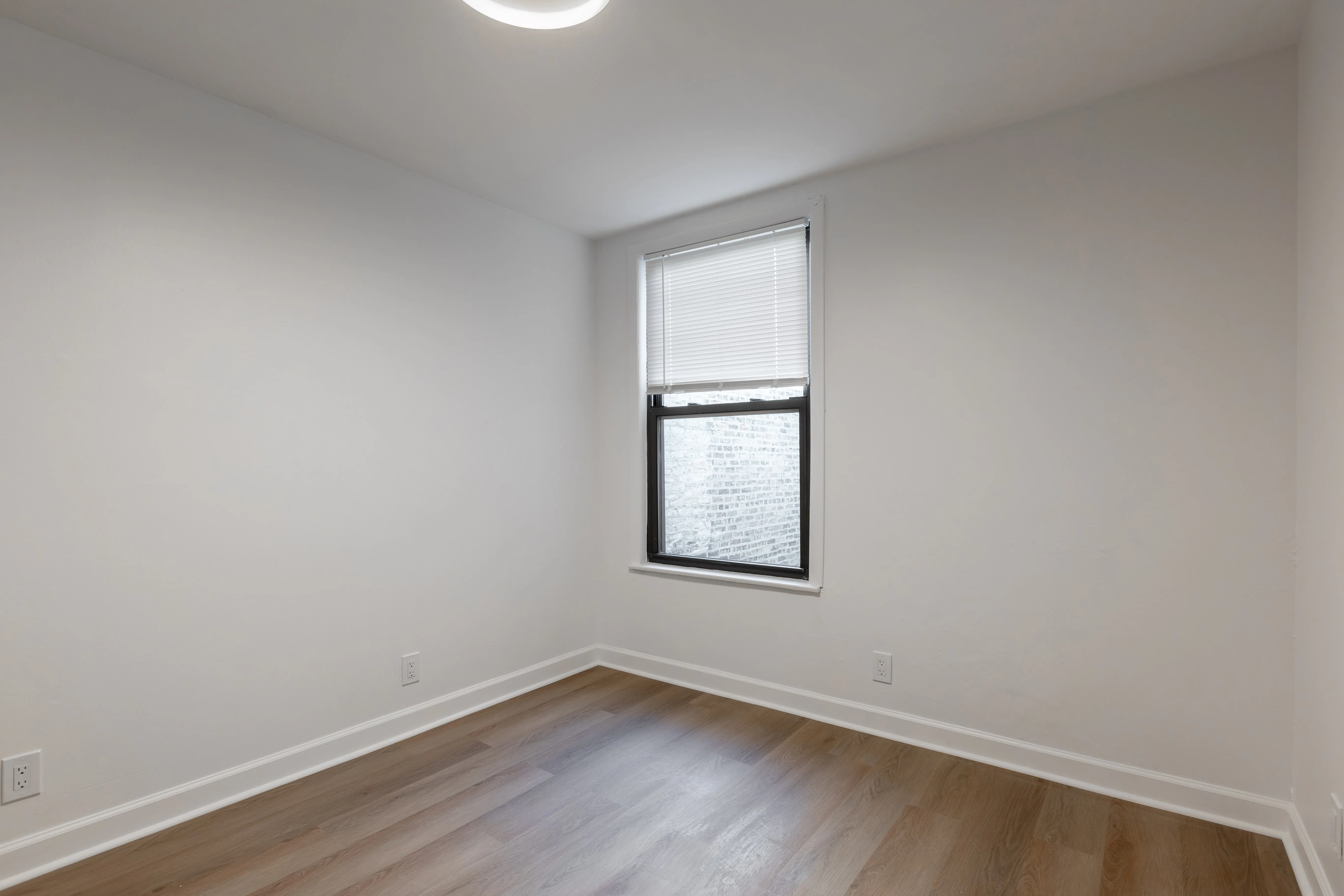 3138 W Schubert Ave   60647 60647-unit#2R-Chicago-IL