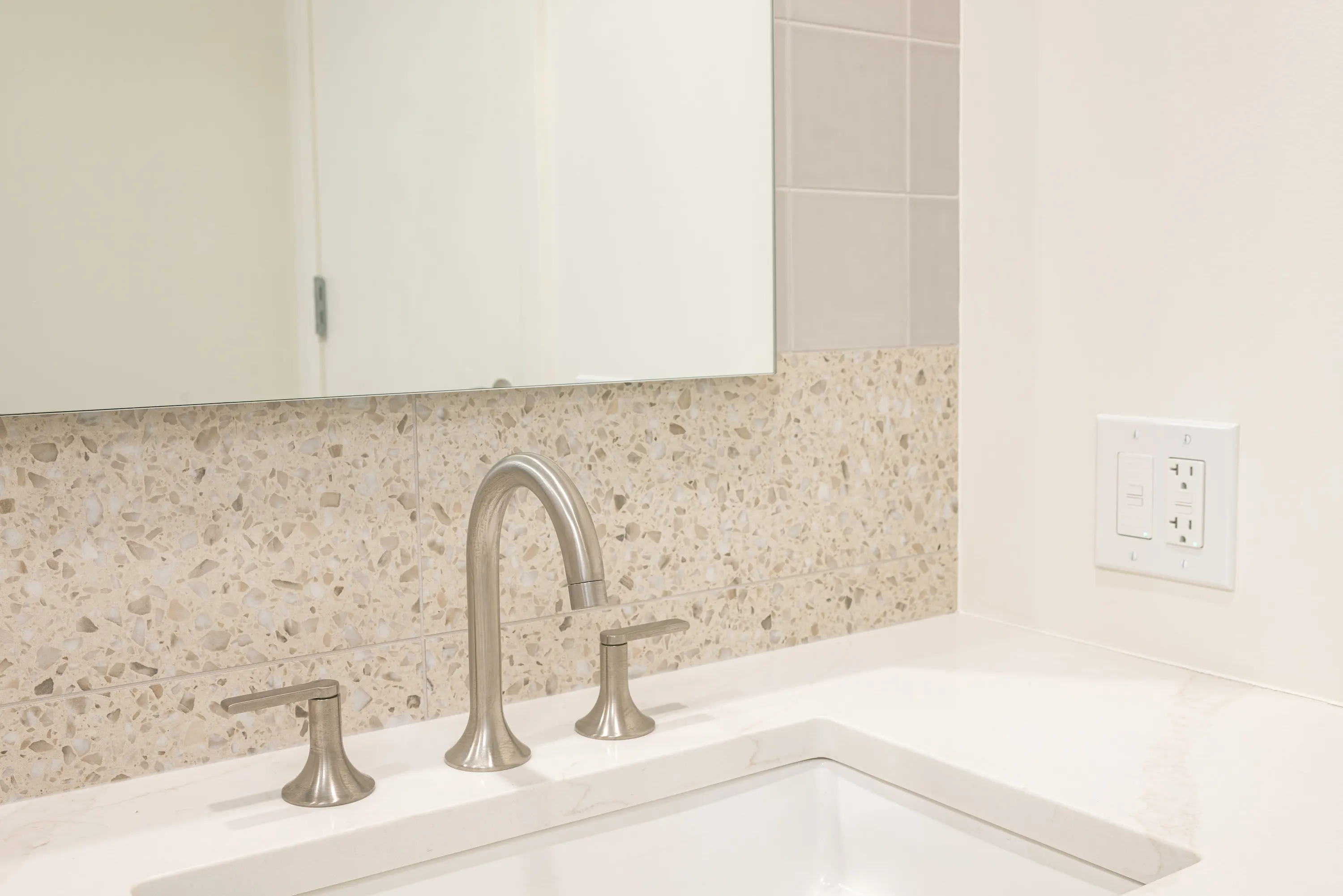 900 N Lake Shore Dr   60611 60611-900 North Lake Shore Drive-unit#2113-Chicago-IL