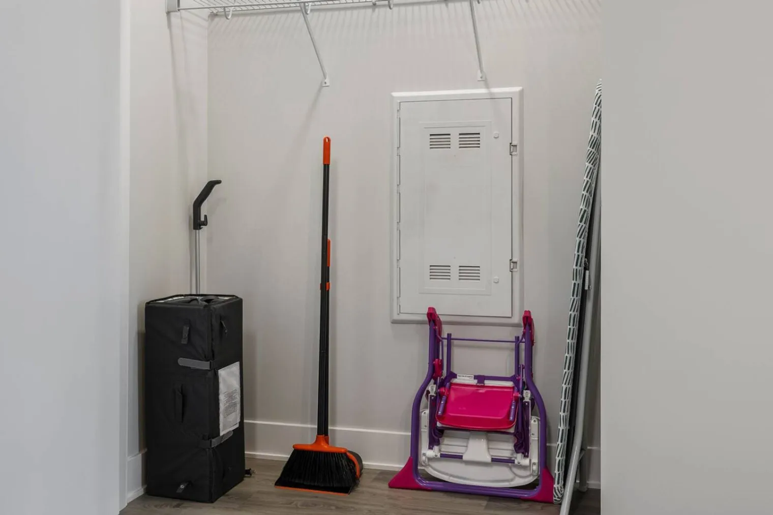 28294 Ferry Rd 60555 60555-Building Ferry Road-unit#ID1366987P-Warrenville-IL