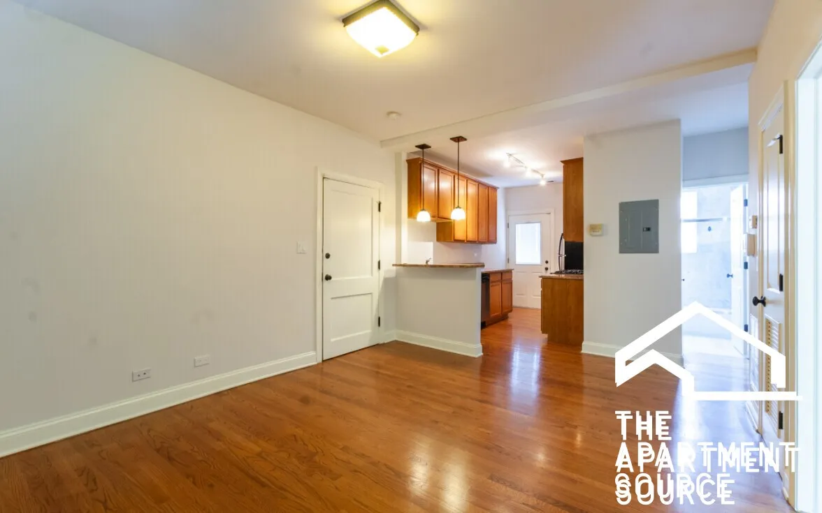 3433 N Lakewood Ave   60657 60657-unit#3-Chicago-IL