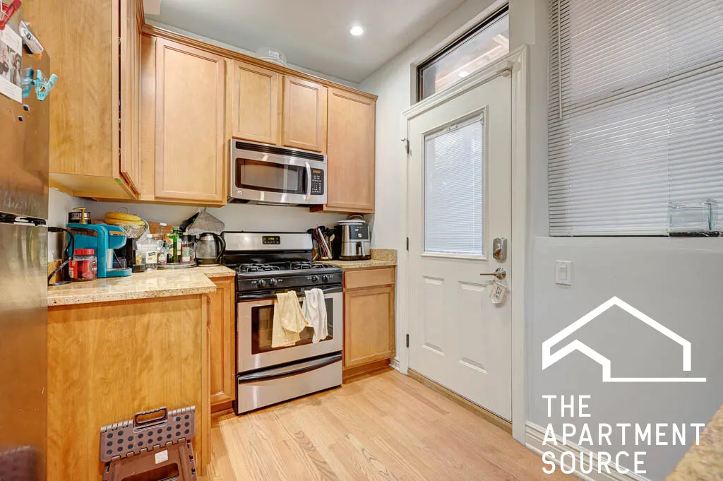 3433 N Lakewood Ave   60657 60657-unit#3-Chicago-IL