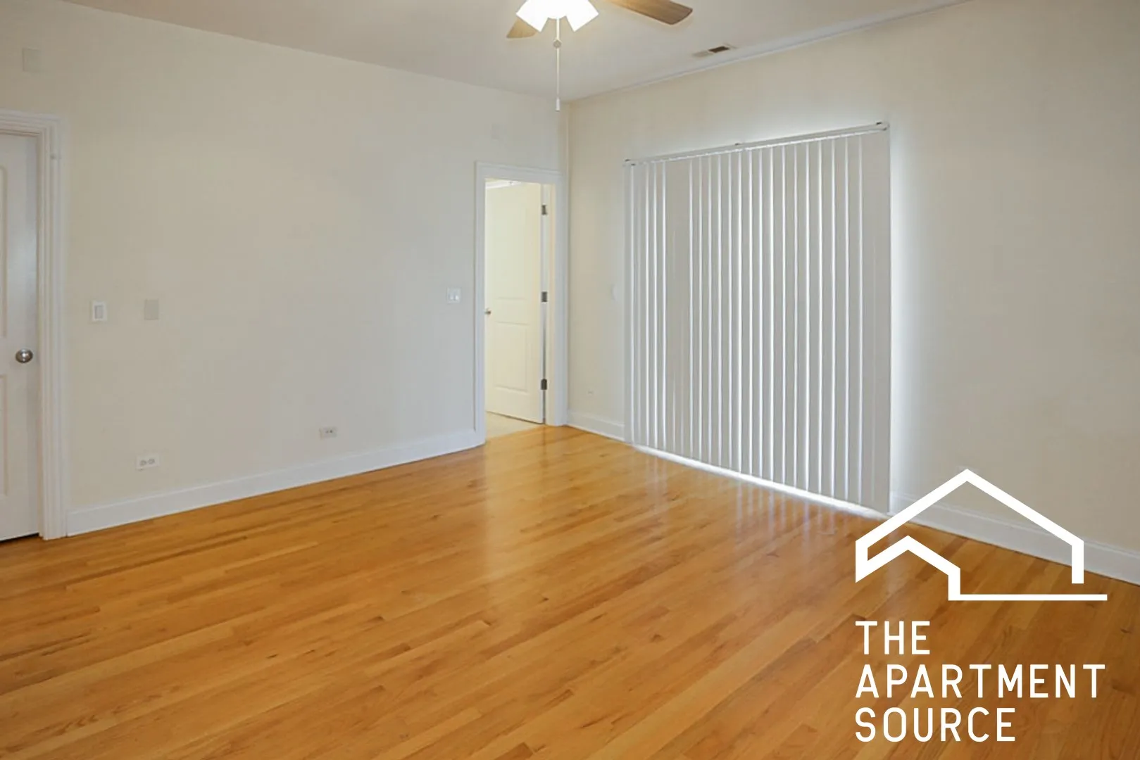 3829 N Southport Ave   60613 60613-unit#2-Chicago-IL