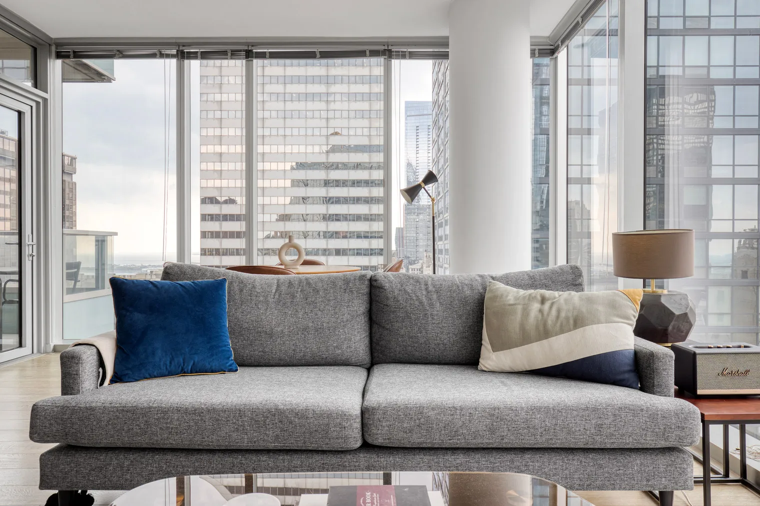 201 N Garland Ct   60601 60601- Mila-unit#ID959-Chicago-IL