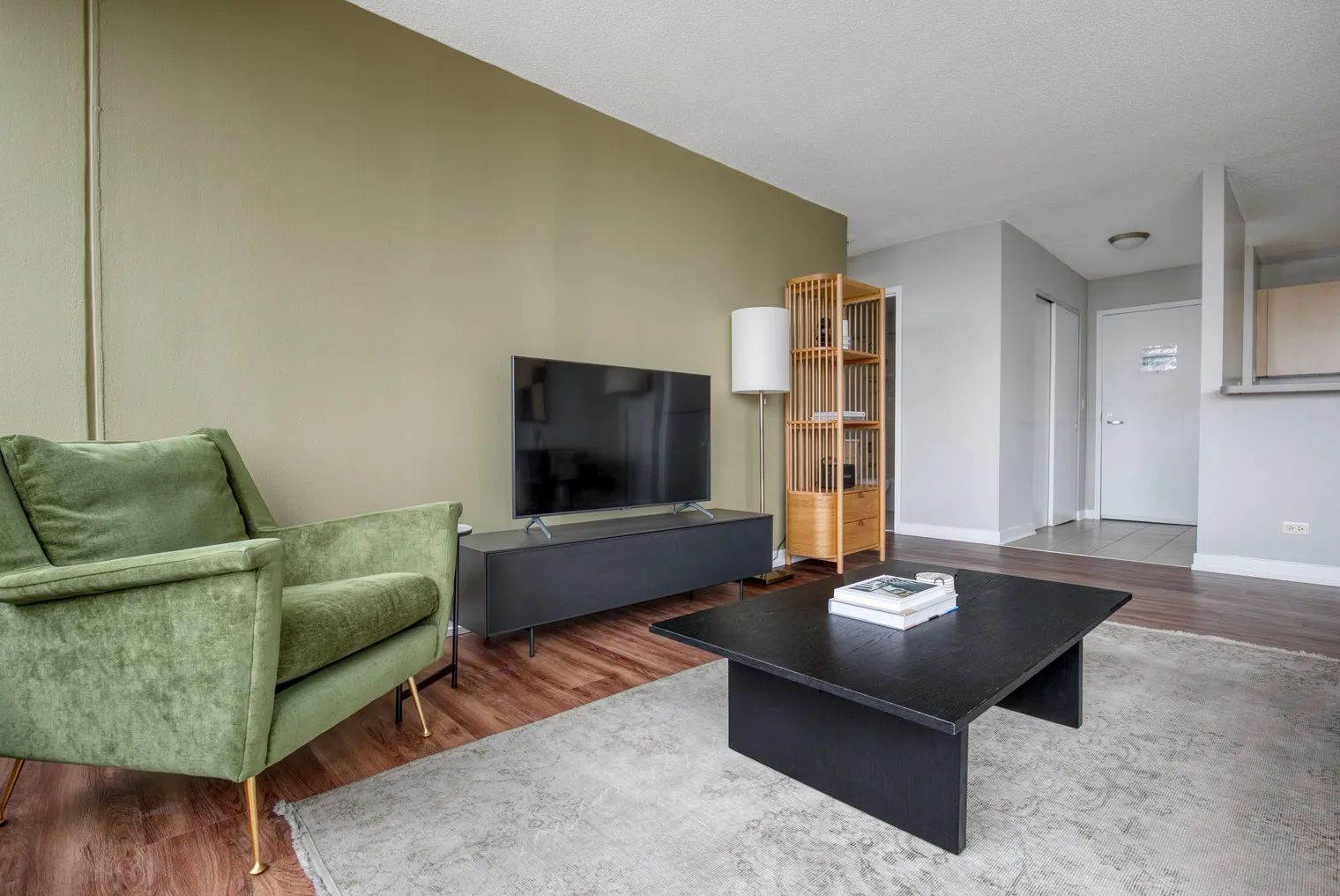 1212 S Michigan Ave   60605 60605-Park Michigan-unit#ID1083-Chicago-IL