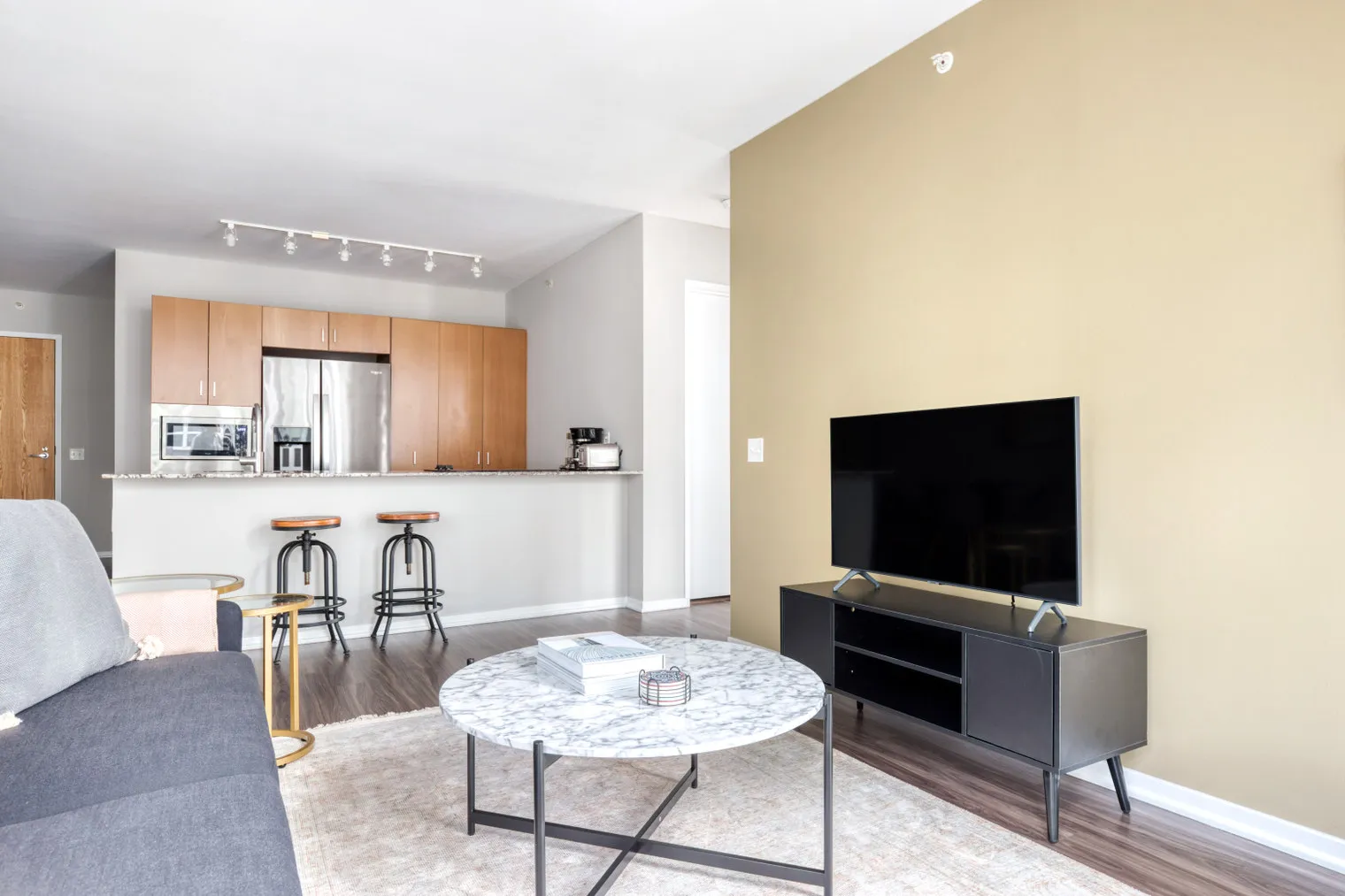 200 E Illinois St   60611 60611- Aston-unit#ID880-Chicago-IL