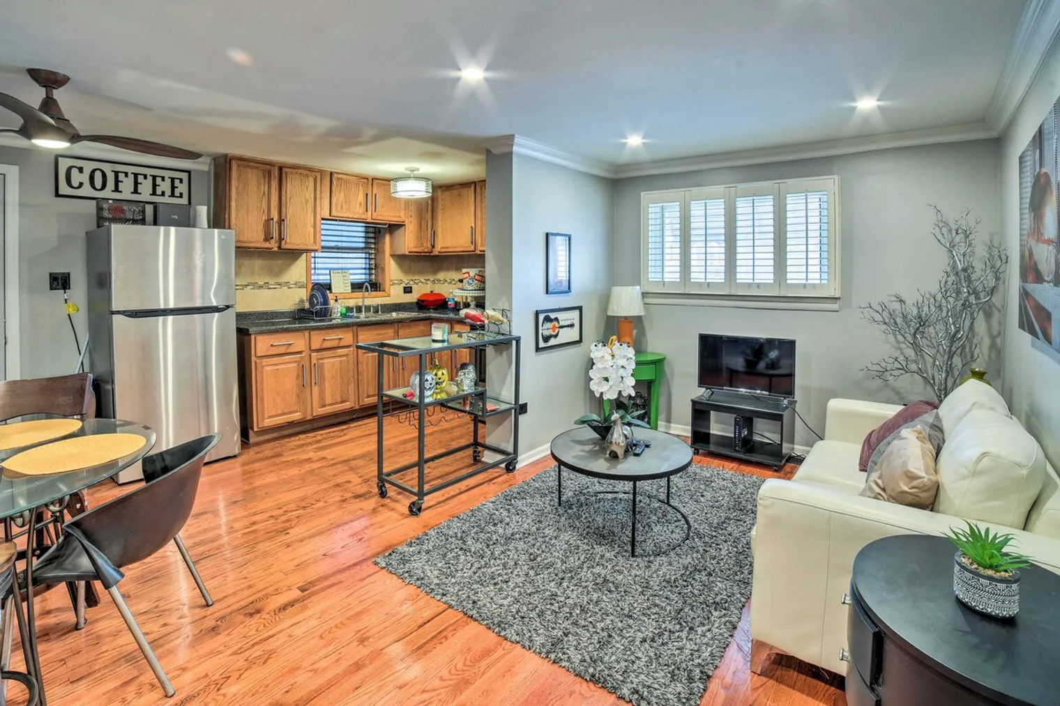 703 S Central Park Ave   60624 60624-Building South Central Park Avenue - evolve-unit#iD1306374P-Chicago-IL