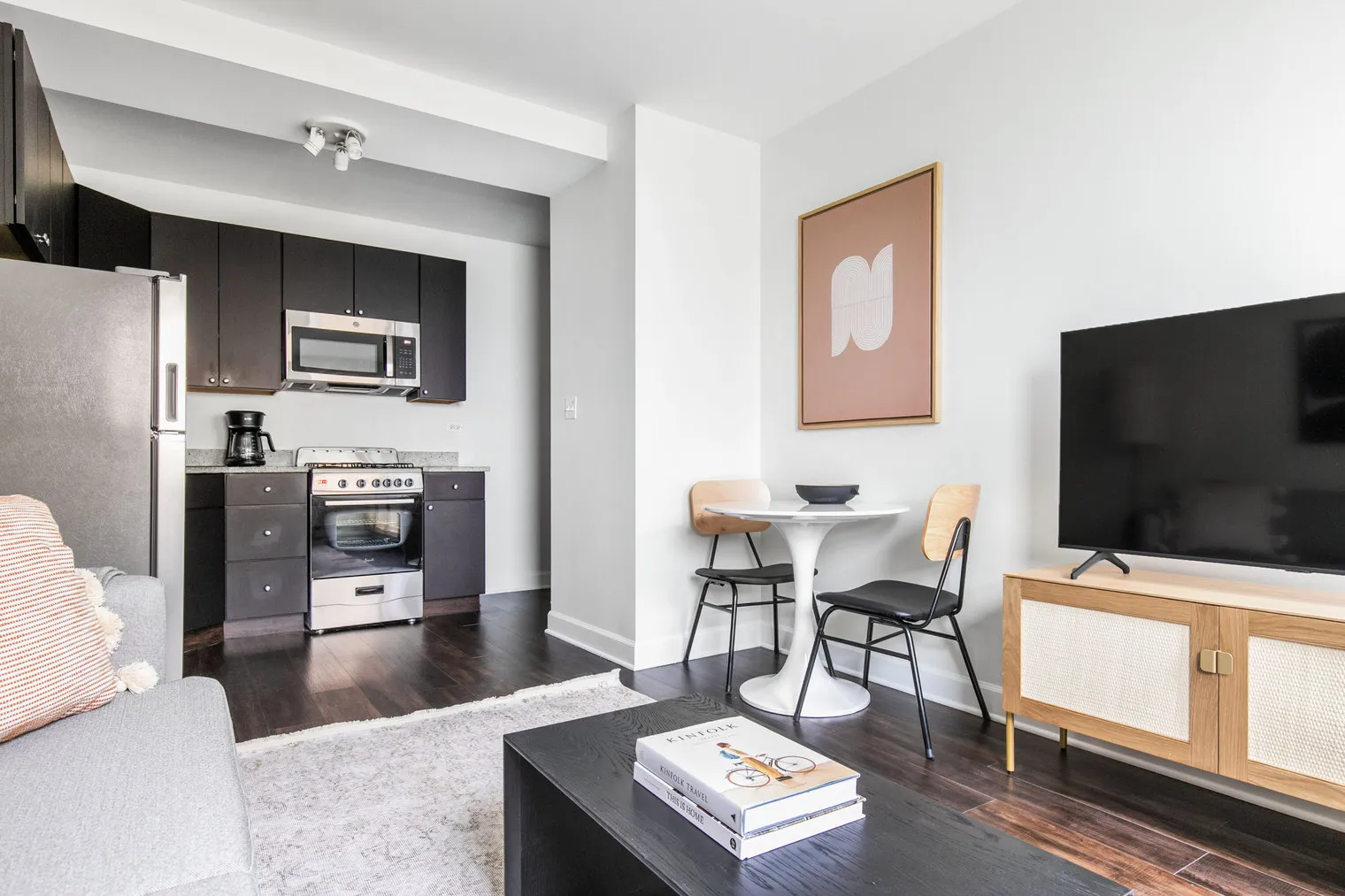 1400 N Lake Shore Dr   60610 60610-The Deco-unit#ID549-Chicago-IL