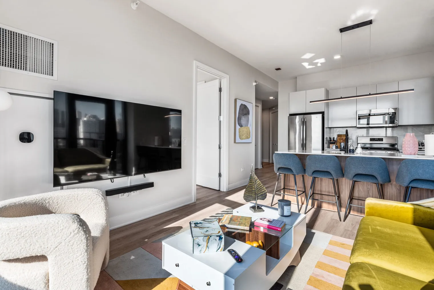 1128 W Van Buren St 60607 60607-Building West Van Buren Street - cloud9-guesty-unit#ID1029599P-Chicago-IL