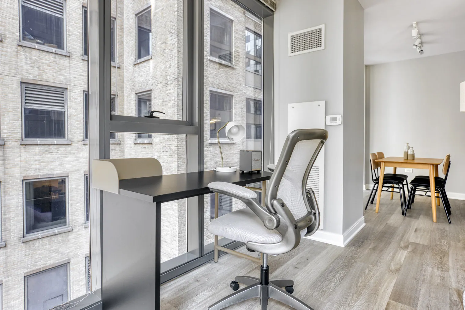 210 N Wells St 60601 60601-Lake & Wells Apartments-unit#ID671-Chicago-IL