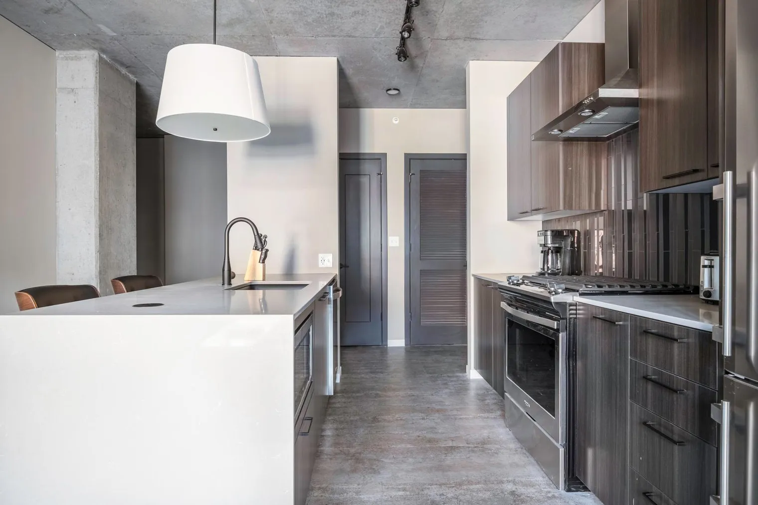 939 W Washington Blvd   60607 60607-Union West Apartments-unit#ID285-Chicago-IL