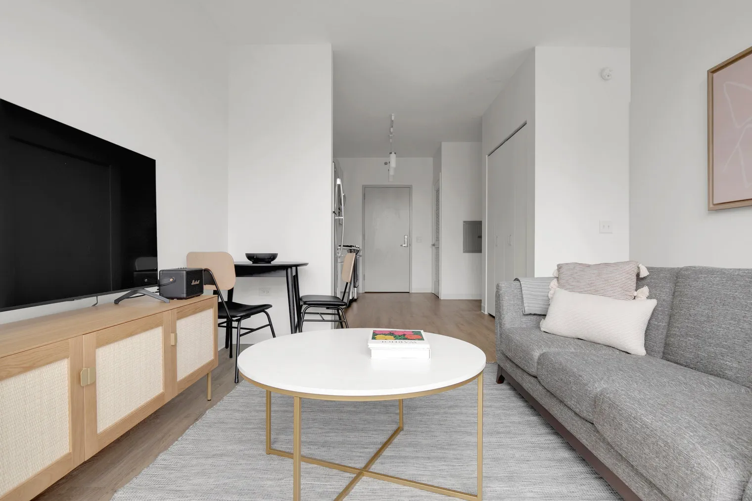 808 W Van Buren St   60607 60607-The Van Buren-unit#ID539-Chicago-IL