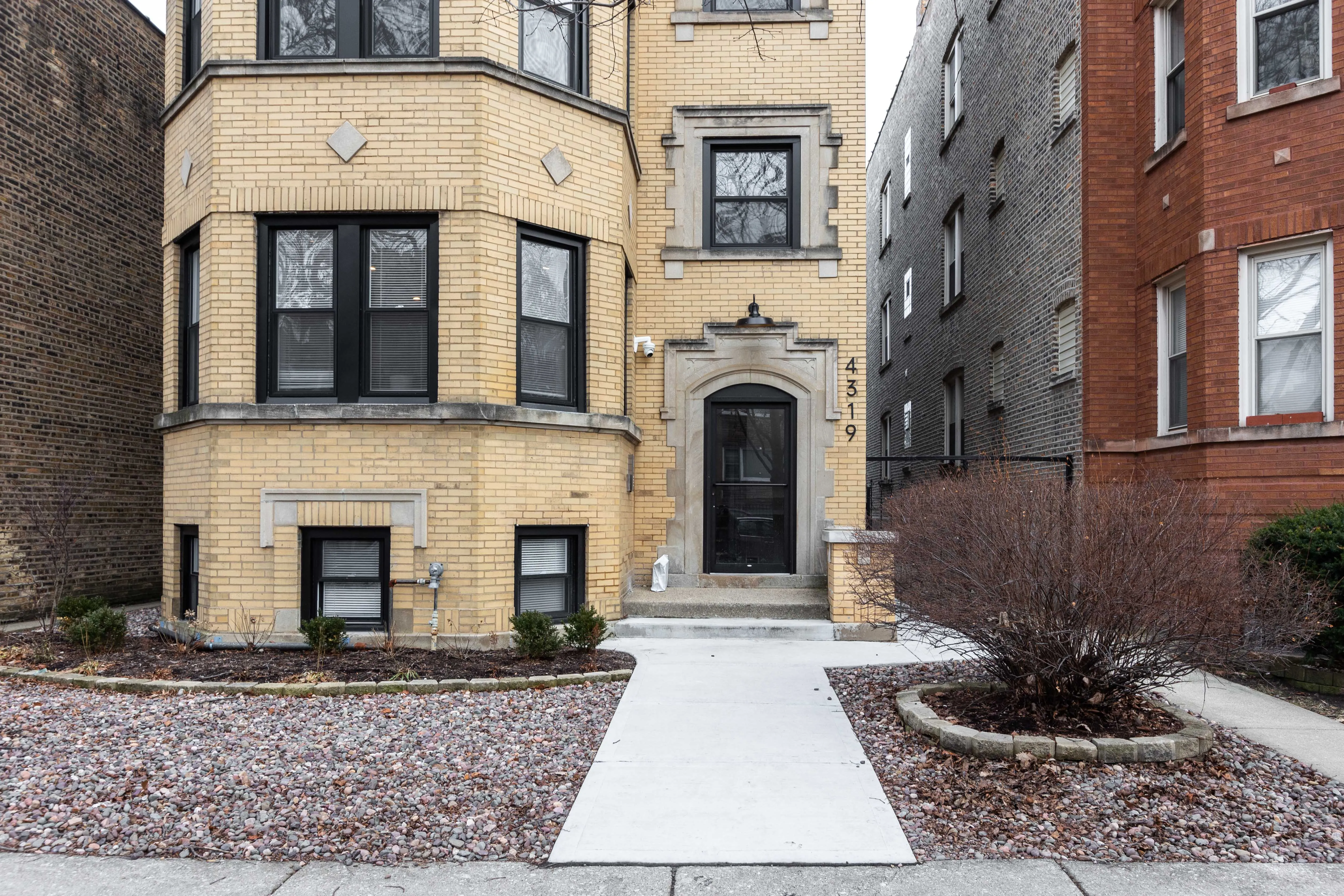 4319 N Francisco Ave   60618 60618-unit#G-Chicago-IL