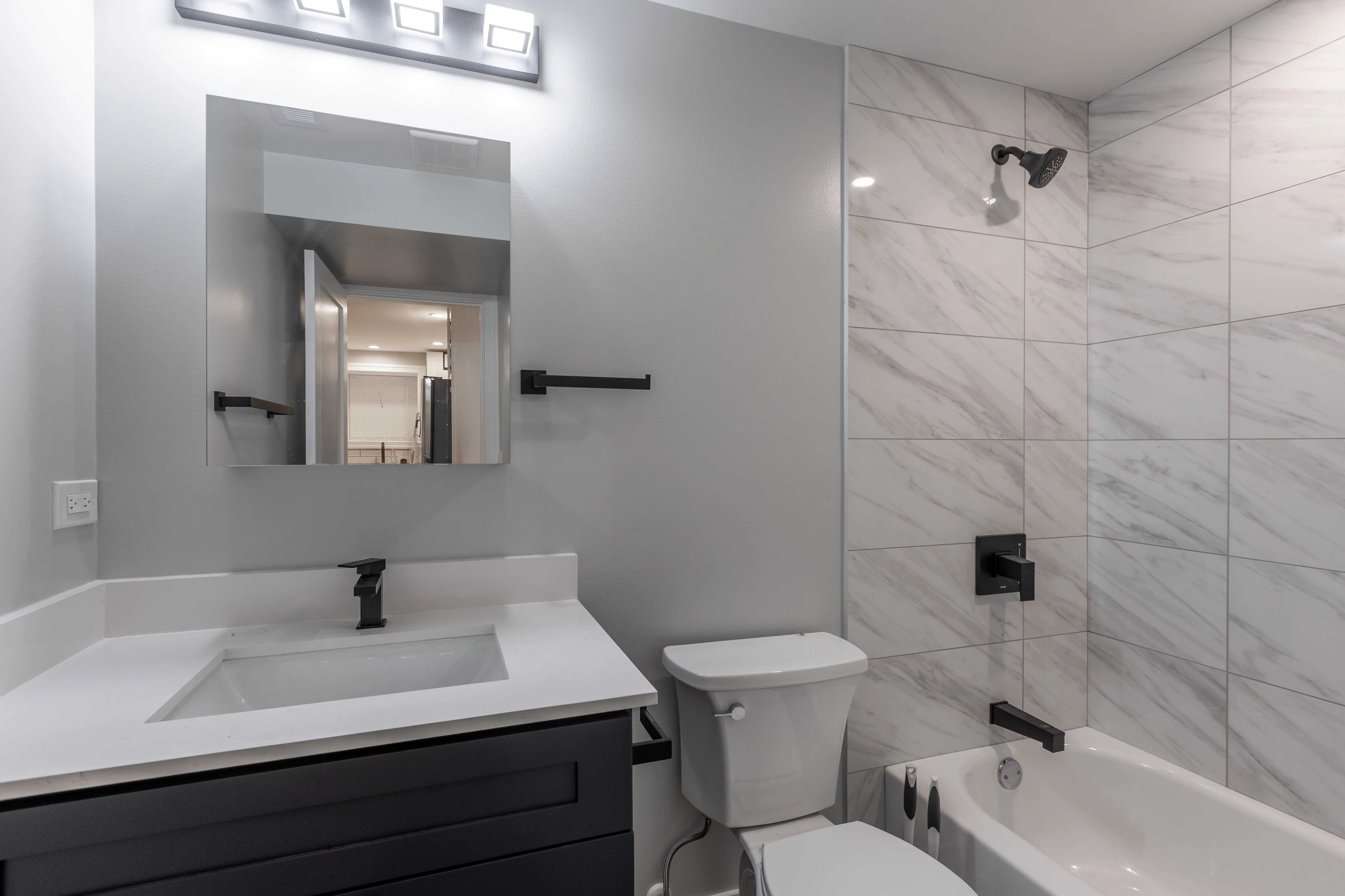 4319 N Francisco Ave   60618 60618-unit#G-Chicago-IL