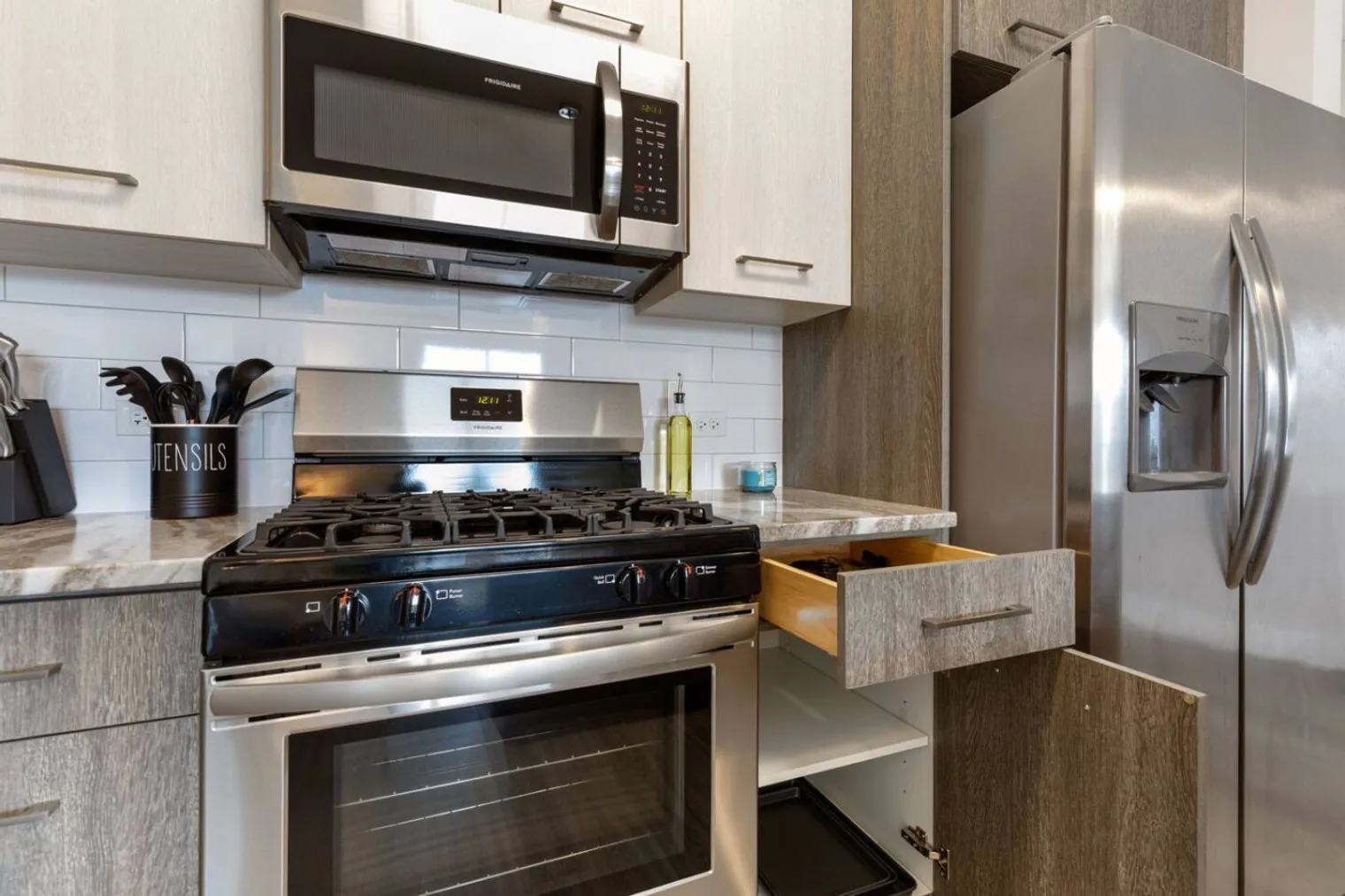 28294 Ferry Rd   60555 60555-Building Ferry Road - house-of-living21-unit#ID1366986P-Warrenville-IL