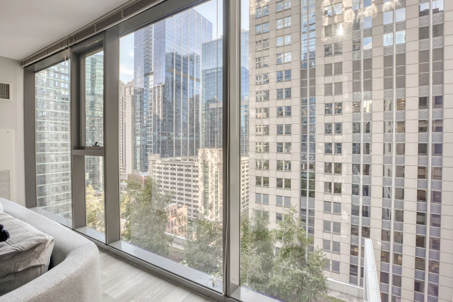 210 N Wells St 60601 60601-Lake & Wells Apartments-unit#ID671-Chicago-IL