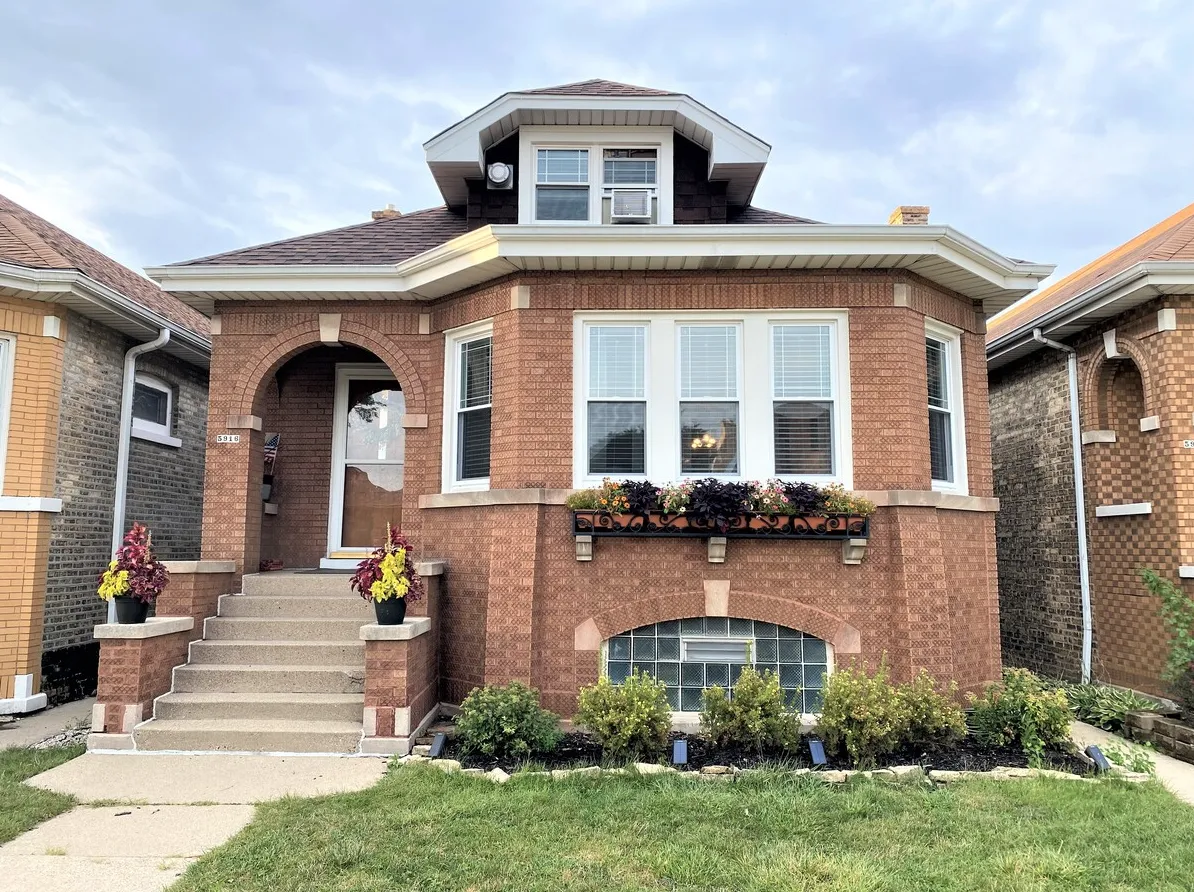 5916 W Cornelia Ave 60634 60634-Chicago-IL
