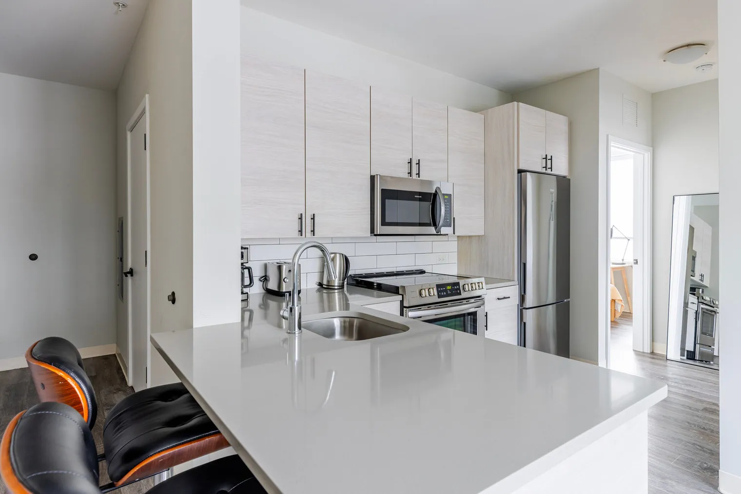 6149 N Broadway   60660 60660-The Edge-unit#ID1272-Chicago-IL